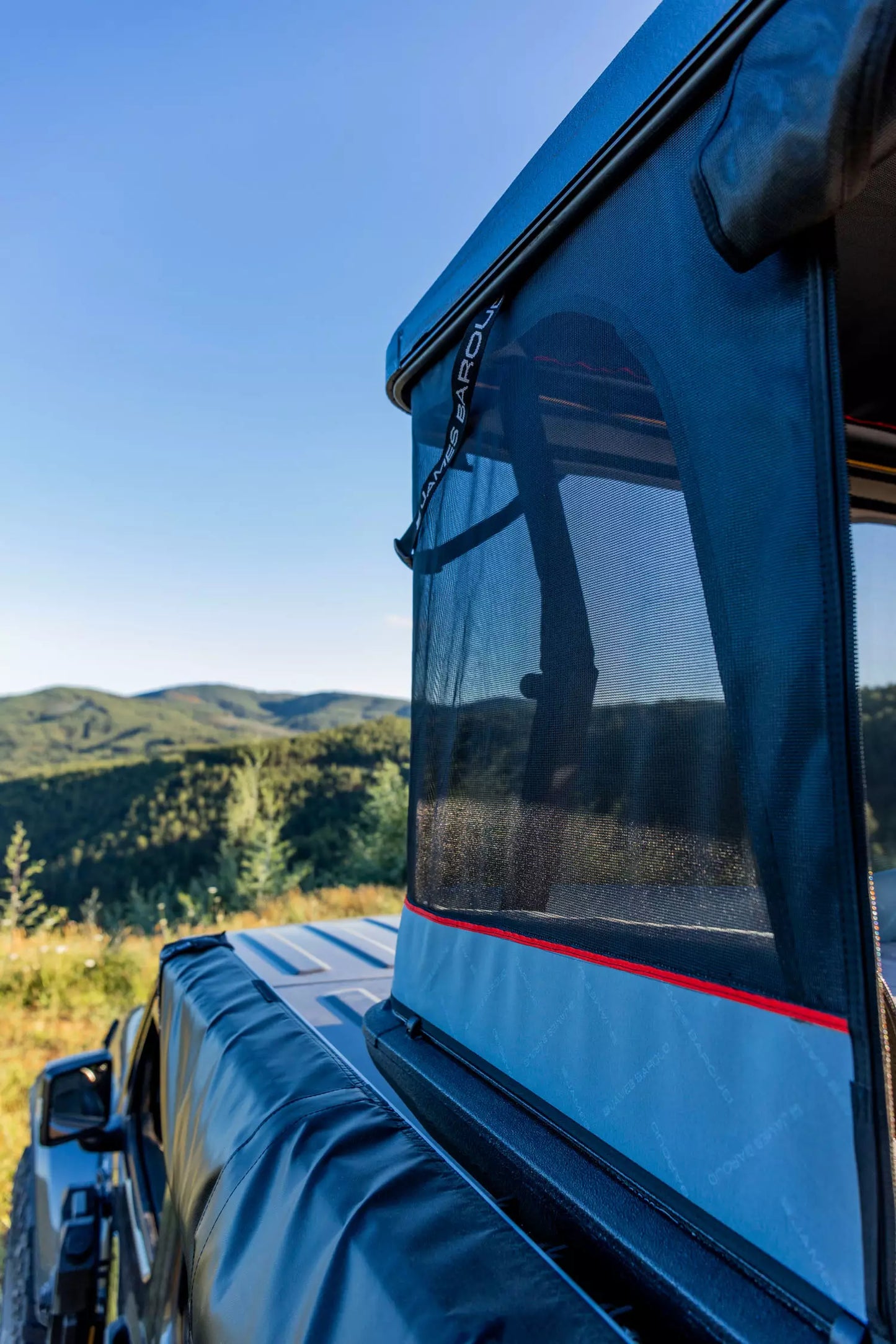 tenda da tetto per auto James Baroud magma limited edition