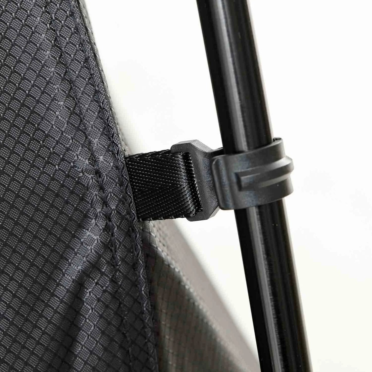 CABINA ANNEX | VICKYWOOD CUMARU EASE