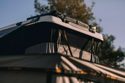 TENDA DA TETTO PER AUTO | JAMES BAROUD GRAND RAID BIANCA